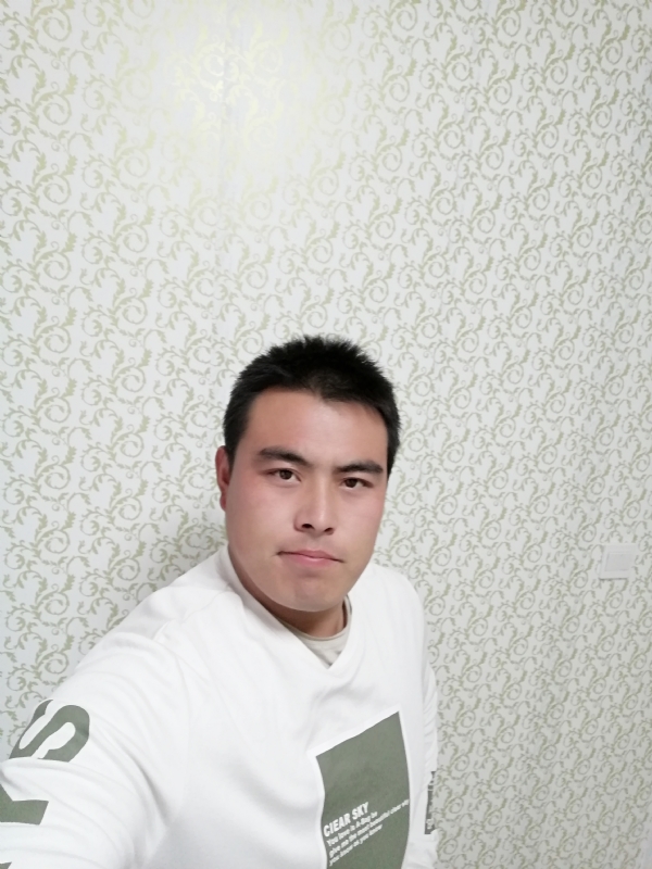 看草莓在跳舞的第一张照片--东港认干亲服务网